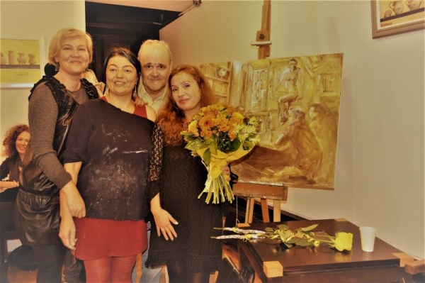 Anti-Memoires of a Muse, by Julia Kalman at the Book Launch, Artwork by Dan Botezan, Photo by Luna Popescu